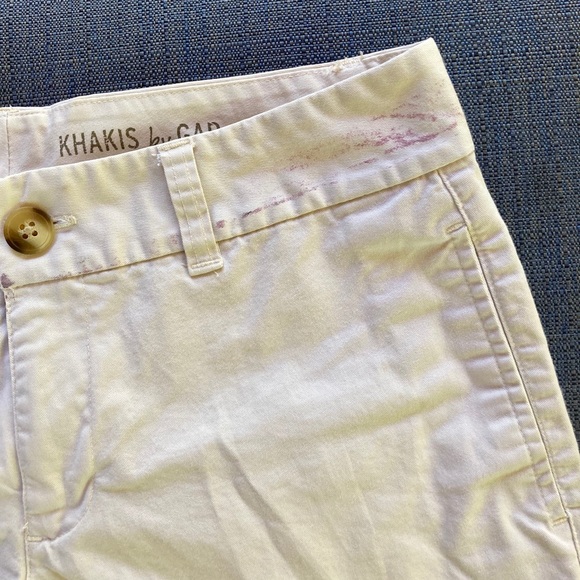 Khaki Shorts by Gap size 00 - Picture 7 of 8
